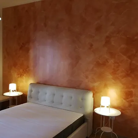 Antichi Riverberi In Station Bed & Breakfast